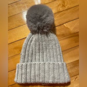 Gray Vince Camuto winter hat